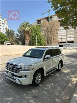 تويوتا لاندكروزر
